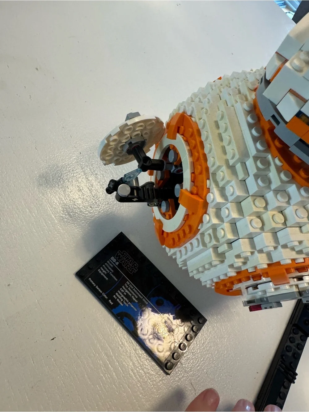 BB-8 Droid LEGO Model   BB-8 75187 - White & Orange